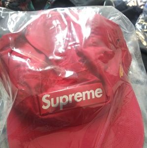 Supreme hat